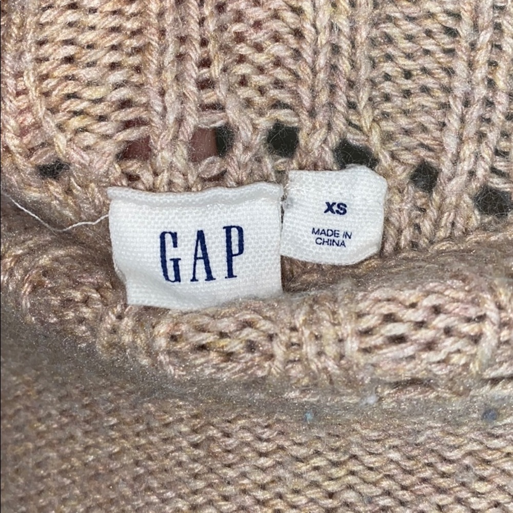 GAP • Tan Knit Sweater - Picture 3 of 4